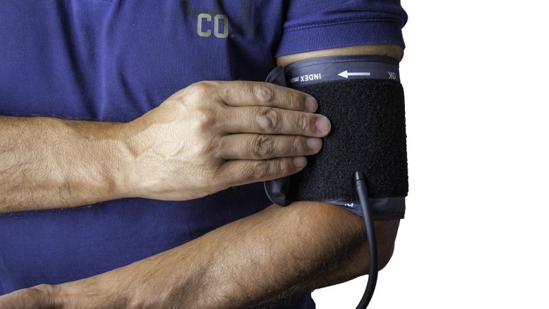 Zdjęcie: Biofeedback HRV: jak trenować oddech, żeby lepiej spać
